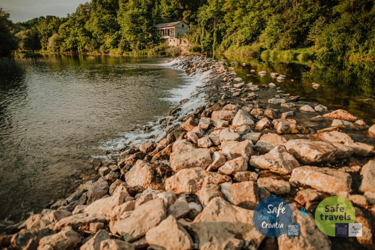 Kuca Za Odmor Lang Karlovac Exterior foto